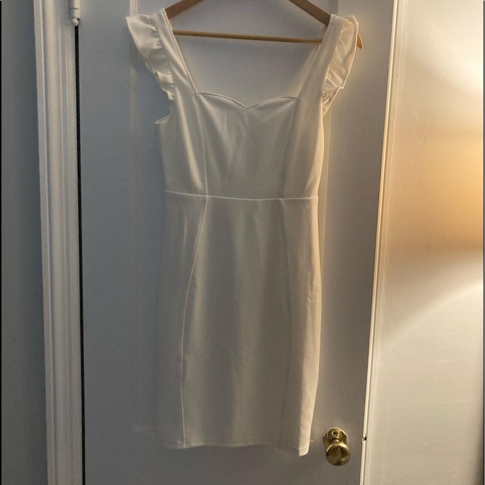White Lulus dress